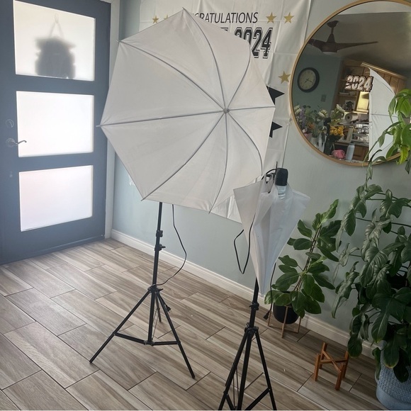 Photography Umbrella Continuous Lighting Kit set of 2 - Picture 2 of 4
